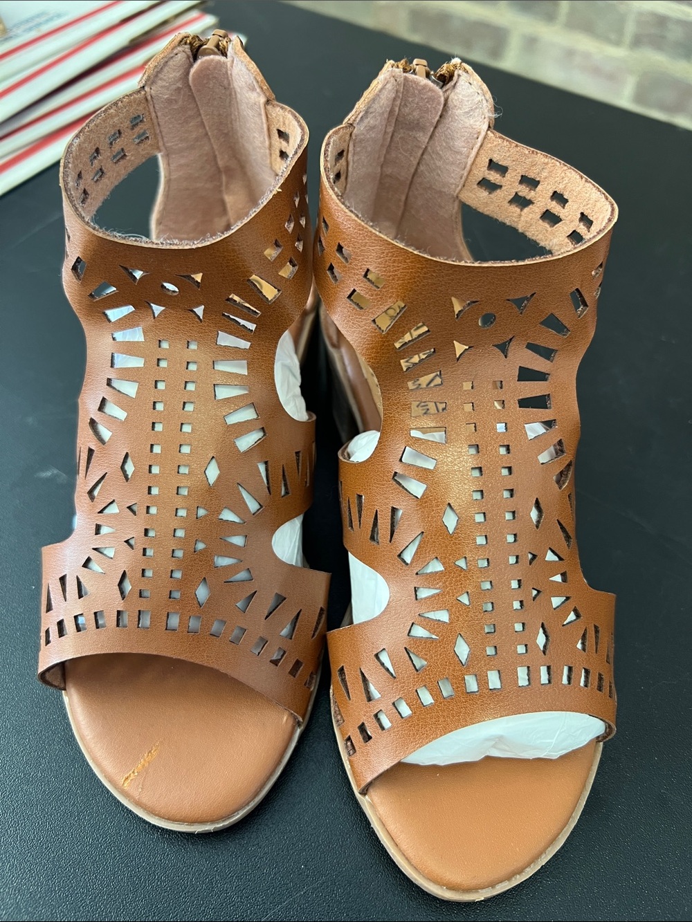 Catherine Malandrino Girls' Brown Laser-Cut Open-Toe Sandals